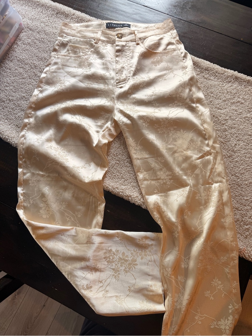Lioness floral silky pant